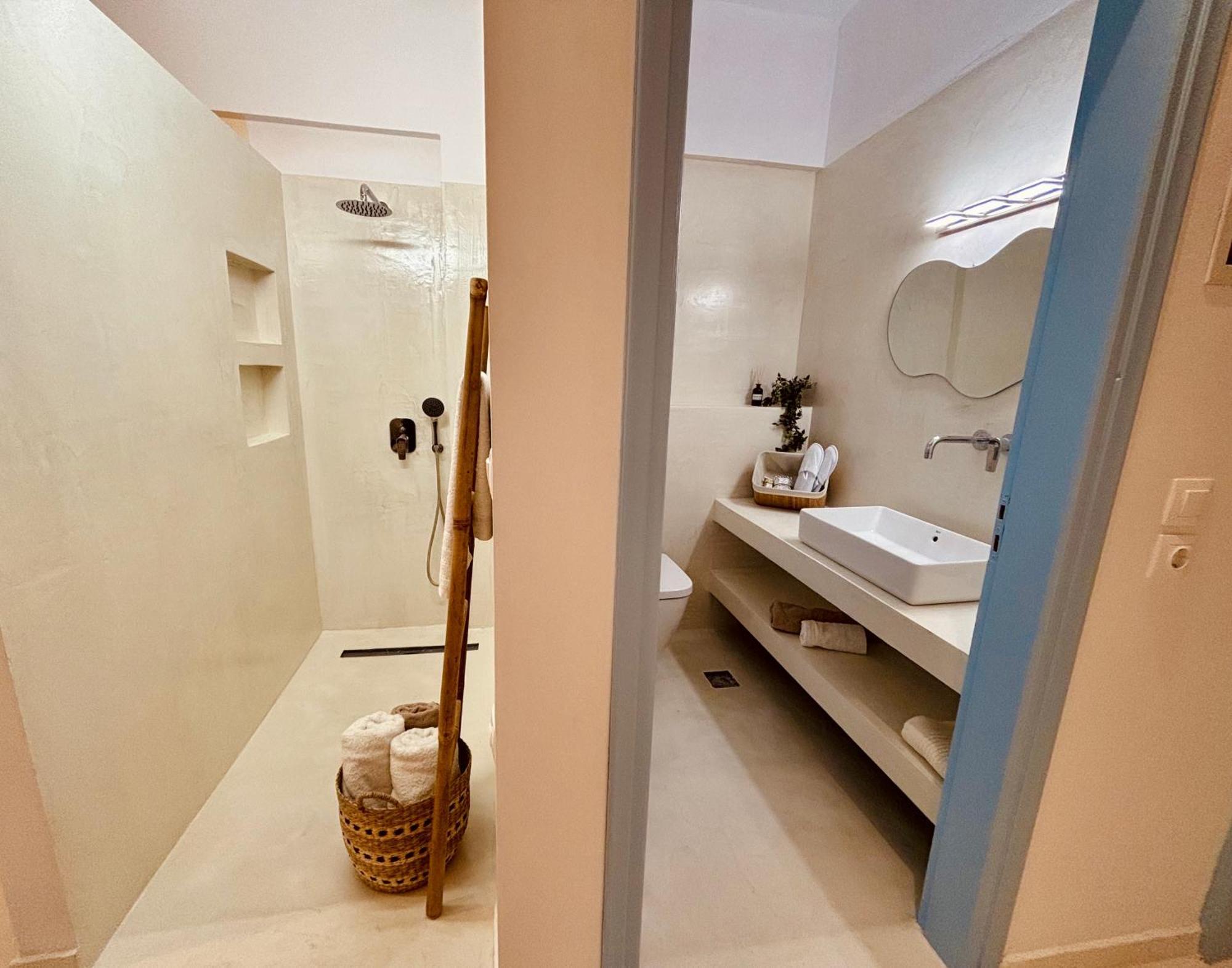 Afroditi Junior Suites Archangelos  Eksteriør bilde